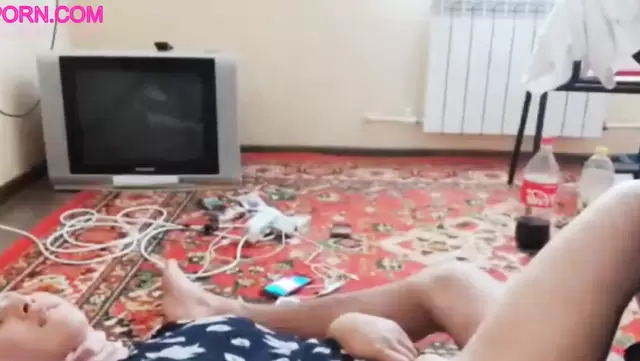 Real Uzbek girl orgasms with husband on the floor