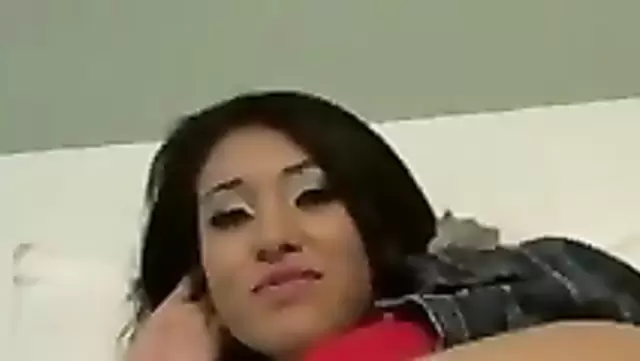 Uzbek Girl in Red Panties Wants Sex